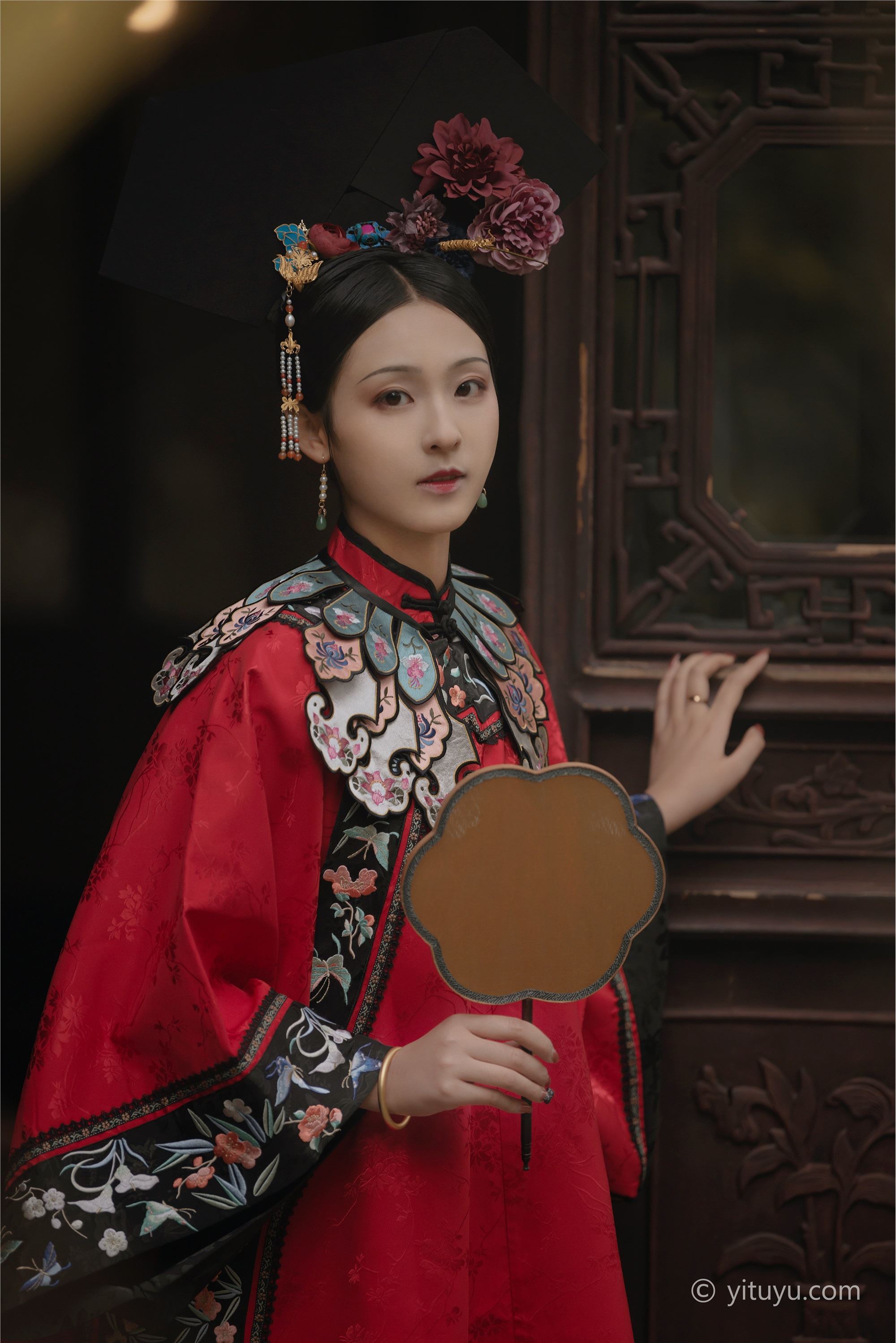 YITUYU艺图语 2021.08.10 晚秋 苏苏